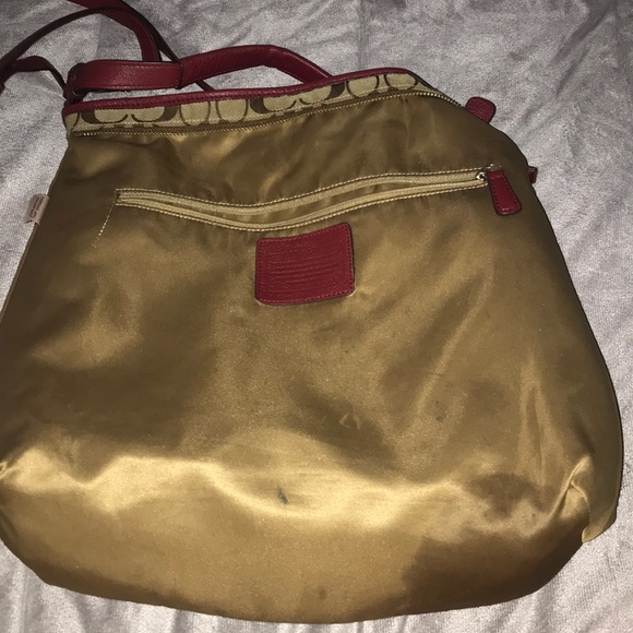 COACH Signature canvas LARGE Hobo - Picture 16 of 16